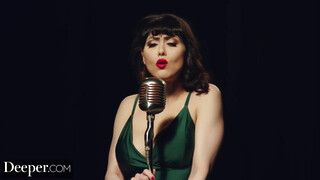 Deeper - Audrey Noir a méretes kannás énekesnő
