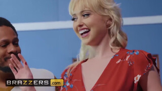 Brazzers - Chloe Cherry és a fotós pasi
