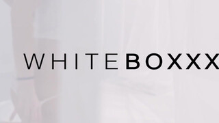 WHITEBOXXX - Clea Gaultier a fullos francia bige