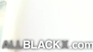 AllBlackX - Lala Ivey a hatalmas csöcsű tini