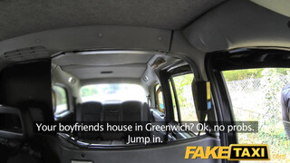 FakeTaxi combcsizma és necc harisnya