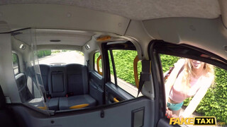 Fake Taxi - Shona River a magyar tini pornófilmes