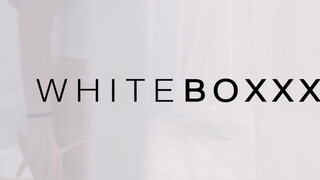WHITEBOXXX - A izgató Rebecca Volpetti peckezik