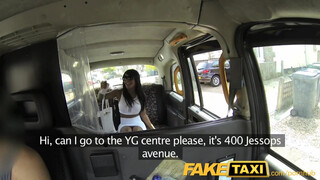 FakeTaxi - Kiki Minaj néger puncija bekúrva