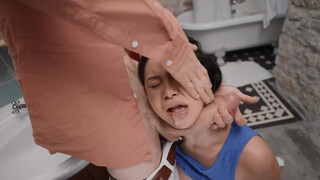 Brazzers - Osa Lovely fehér srácokkal kúr