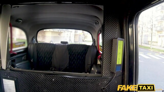 Fake Taxi - 19 éves tini bige szexelni akart