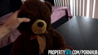 PropertySex - Morgan Lee durván megrakva