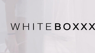 WHITEBOXXX - cuki vörös nőci beleül a nagy faszba