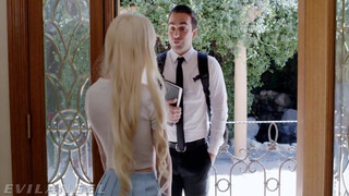 EvilAngel - Kenzie Reeves kikezd a manussal