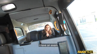 Fake Taxi - 18 éves bige hátsó bejáratba kefélve