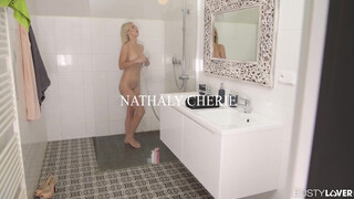 Nathaly Cherie picsája és popója is megdöngetve