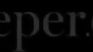 Deeper - Queenie a izgató hatalmas kannás milf