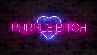 Purple Bitch rendesen hátsó bejáratba kefélve