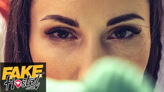 Fake Hostel HD - Lilu Moon a gyönyörű orosz bige