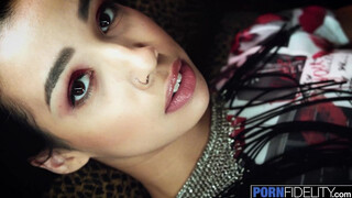 Jackie Rogen a fullos latina picsa